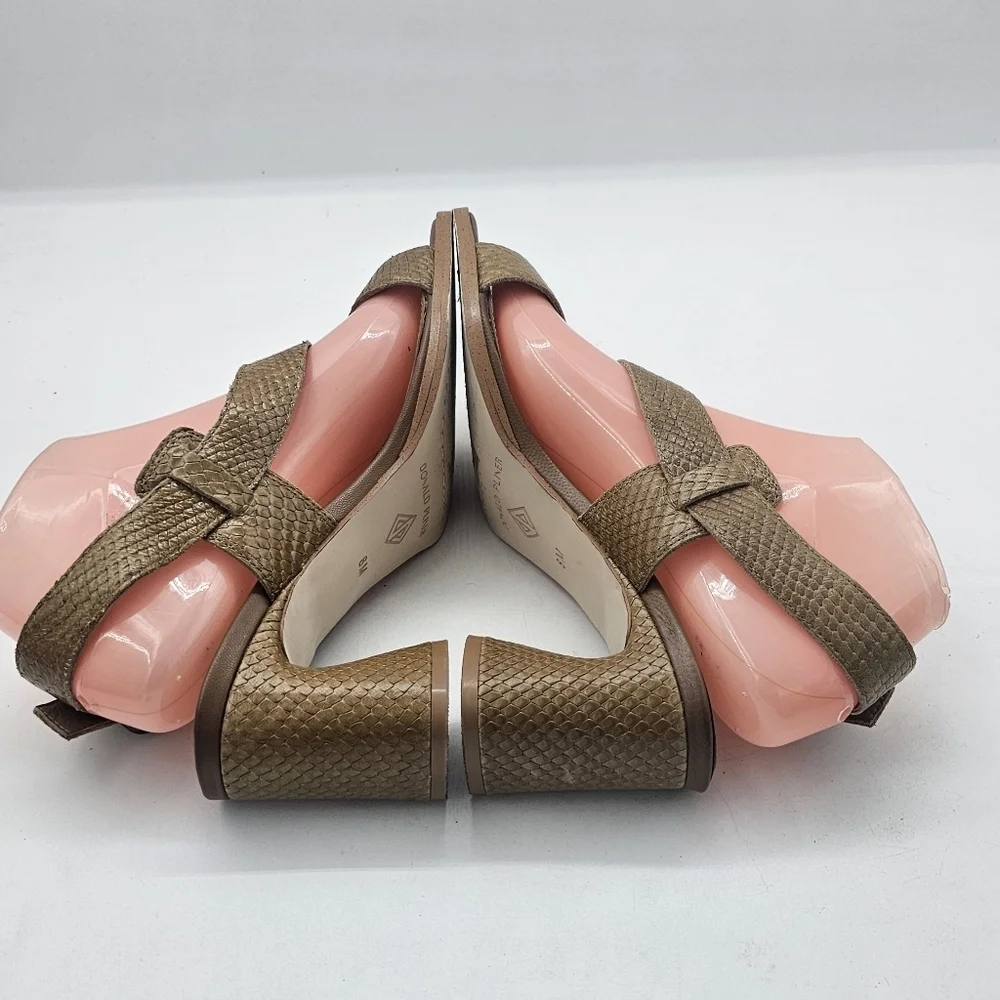 Donald Pliner Vlora Snake-Embossed Leather Slingback Sandals Women’s 8 Saddle